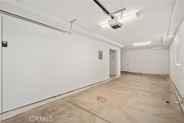 Detail Gallery Image 6 of 21 For 1820 S Orchard Ave #1/2,  Los Angeles,  CA 90006 - 4 Beds | 4 Baths