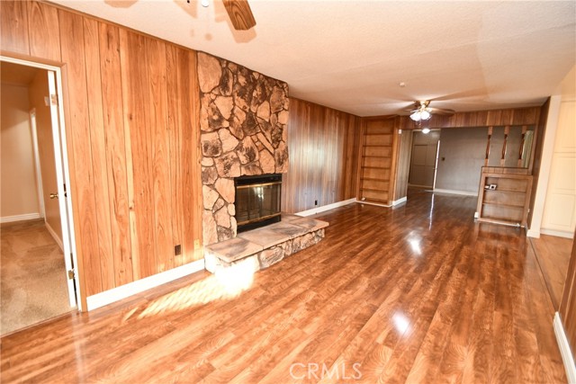 Detail Gallery Image 15 of 56 For 13841 Ocana, Bellflower,  CA 90706 - 3 Beds | 2 Baths