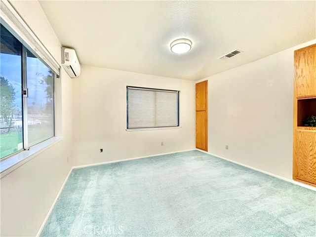 Detail Gallery Image 23 of 56 For 1421 Diamond Ct, Redlands,  CA 92374 - 5 Beds | 2/1 Baths
