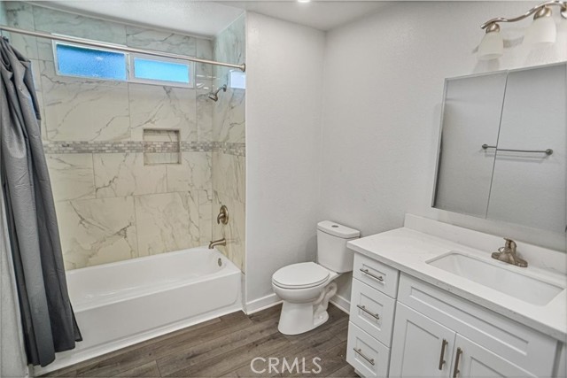 Detail Gallery Image 6 of 16 For 1109 W Avenue J8, Lancaster,  CA 93534 - 3 Beds | 2 Baths