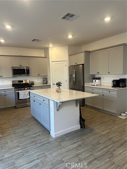 Detail Gallery Image 12 of 31 For 9610 Greenwood Glen, Shafter,  CA 93263 - 3 Beds | 2 Baths