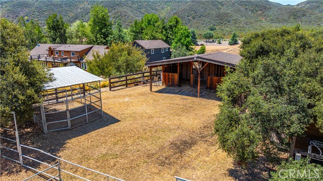 42970 Grace Lane, Murrieta CA: https://media.crmls.org/medias/a141dfe6-6d7f-4942-92a0-a2124510b23f.jpg