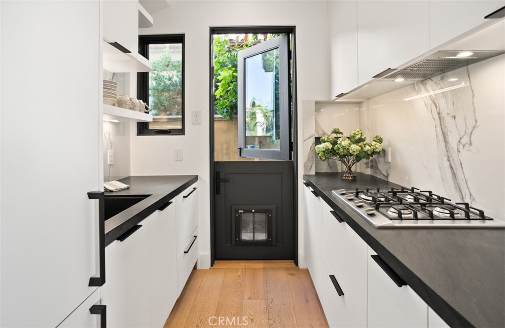 MLS #OC25164130 img 22