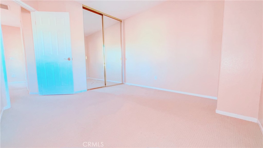 https://media.crmls.org/medias/a143e48e-e84f-4bd6-831e-9d42fafd2df7.jpg?preset=X-Large