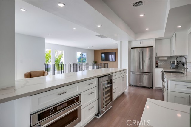 605 E Avenida San Juan, San Clemente CA: https://media.crmls.org/medias/a143fa9a-2562-42cd-8237-83fdde732c4e.jpg