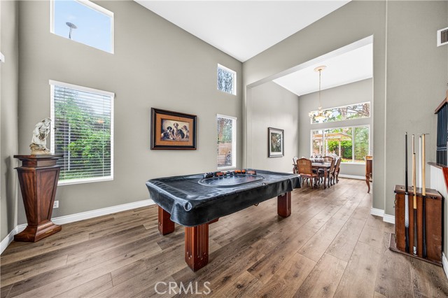 Detail Gallery Image 9 of 62 For 43898 Carentan Dr, Temecula,  CA 92592 - 5 Beds | 3 Baths