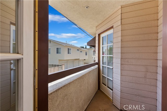 Detail Gallery Image 30 of 43 For 536 E Magnolia Bld #105,  Burbank,  CA 91501 - 3 Beds | 2/1 Baths