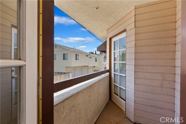 Detail Gallery Image 30 of 43 For 536 E Magnolia Bld #105,  Burbank,  CA 91501 - 3 Beds | 2/1 Baths