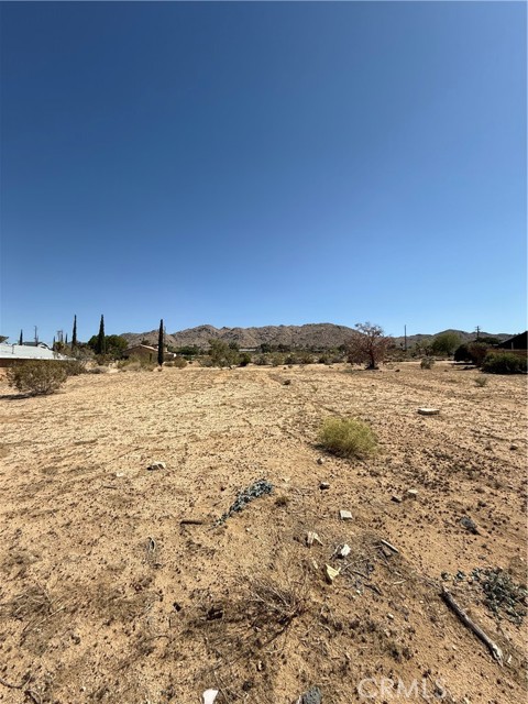 Detail Gallery Image 2 of 3 For 60450 Alta Mesa Dr, Joshua Tree,  CA 92252 - – Beds | – Baths