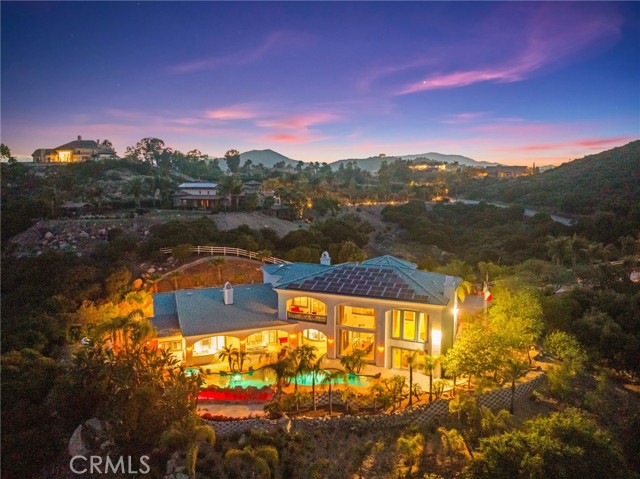 37626 Via Majorca, Murrieta CA: https://media.crmls.org/medias/a1469108-d1c6-45f0-a765-7bfd8b2407d5.jpg