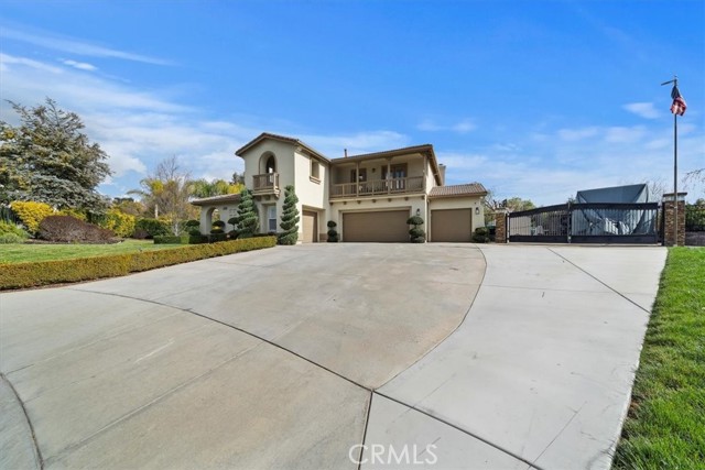 Detail Gallery Image 6 of 62 For 13786 Staghorn Ct, Yucaipa,  CA 92399 - 5 Beds | 4 Baths