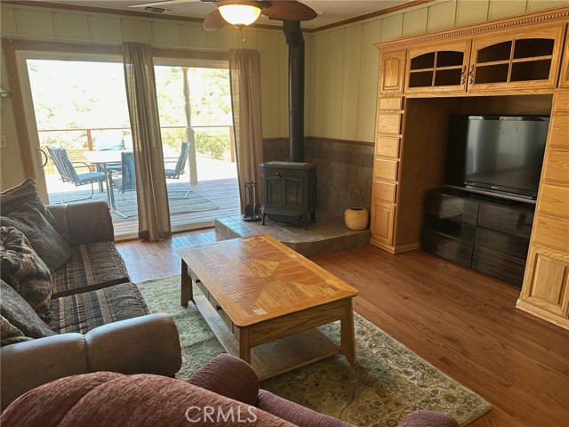 5101 Bluebird Lane, Paso Robles CA: https://media.crmls.org/medias/a1474e81-f445-4223-be36-ecea190158bb.jpg