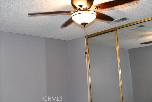 1956 Calle Arboleda, Hemet CA: https://media.crmls.org/medias/a14874e9-ccb1-4e91-89a8-f9c7af862d5d.jpg