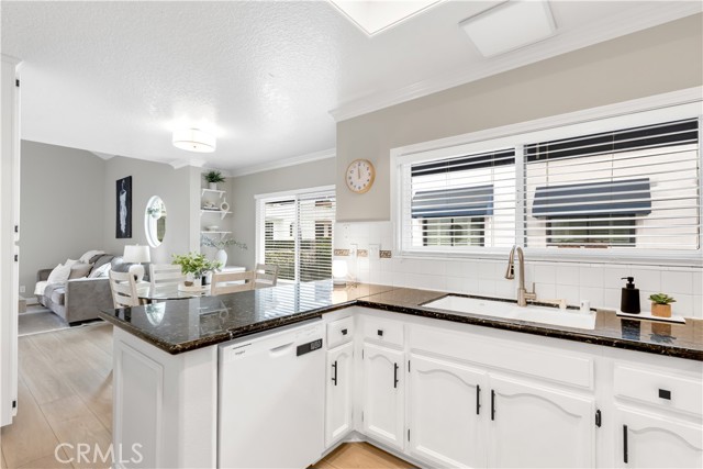 Detail Gallery Image 9 of 52 For 7442 Coho #106,  Huntington Beach,  CA 92648 - 4 Beds | 3/1 Baths