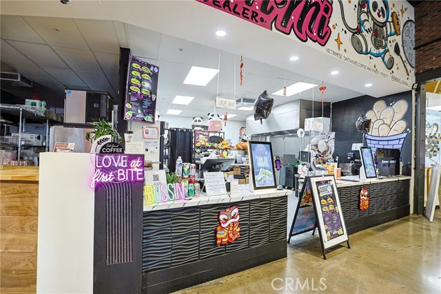 989 S Glendora Avenue, West Covina CA: https://media.crmls.org/medias/a14d40bc-acdf-41c8-876e-68e3df5c13aa.jpg