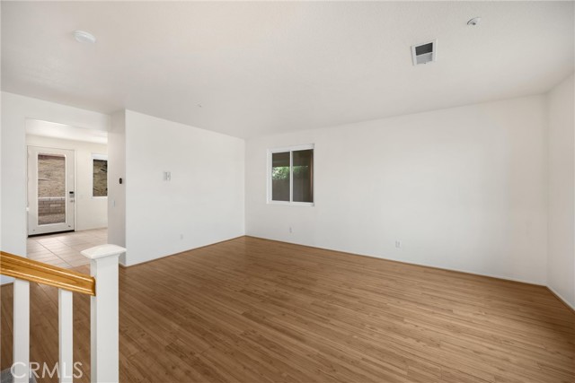 1443 Sutherland Drive, Riverside CA: https://media.crmls.org/medias/a14d58e0-ca63-4d3f-9165-d807790c7be3.jpg