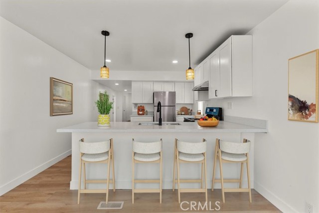 Detail Gallery Image 4 of 38 For 15621 Beach Bld #108,  Westminster,  CA 92683 - 3 Beds | 2 Baths