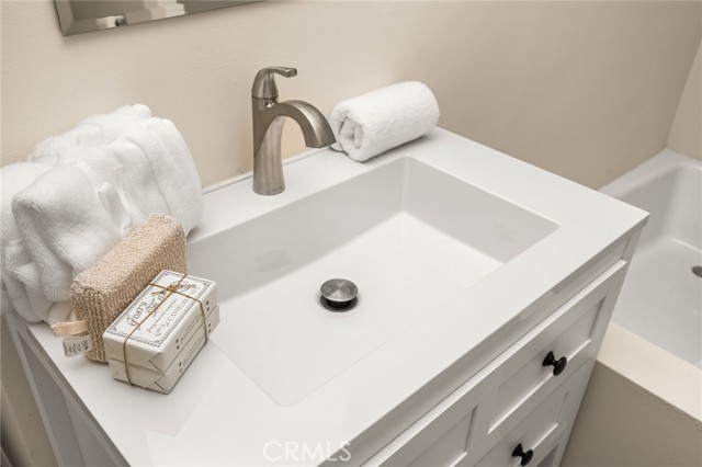 Detail Gallery Image 21 of 30 For 926 W. Valencia Mesa Drive, Fullerton,  CA 92835 - 3 Beds | 1/1 Baths