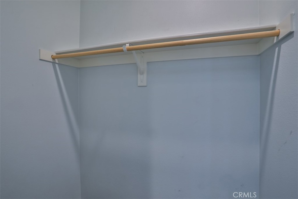 https://media.crmls.org/medias/a14e7e35-c9d9-4107-88c5-08c1f32e28d7.jpg?preset=X-Large