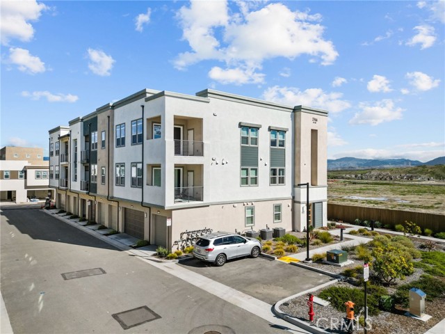 Detail Gallery Image 1 of 30 For 27466 Mercantile Ct #303,  Valencia,  CA 91381 - 1 Beds | 1 Baths
