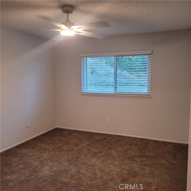 Detail Gallery Image 8 of 12 For 11251 Sweetwater Dr, Riverside,  CA 92505 - 3 Beds | 2 Baths