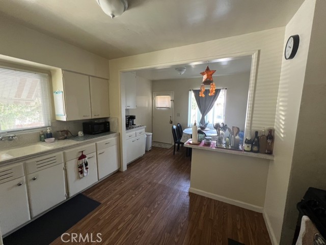 Image 7 of 21 For 7457 Mount Vernon Street