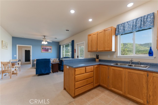 2260 Lakeshore Blvd, Upper Lake CA: https://media.crmls.org/medias/a14fa48d-a2c4-4564-8e5b-6c15ede15a99.jpg