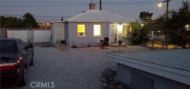 Detail Gallery Image 10 of 41 For 16726 Forrest Ave, Victorville,  CA 92395 - 2 Beds | 1 Baths