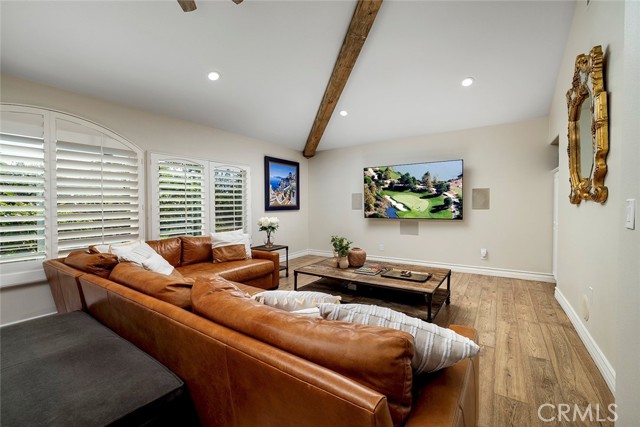 Detail Gallery Image 14 of 45 For 19151 Oriente Dr, Yorba Linda,  CA 92886 - 4 Beds | 4/1 Baths