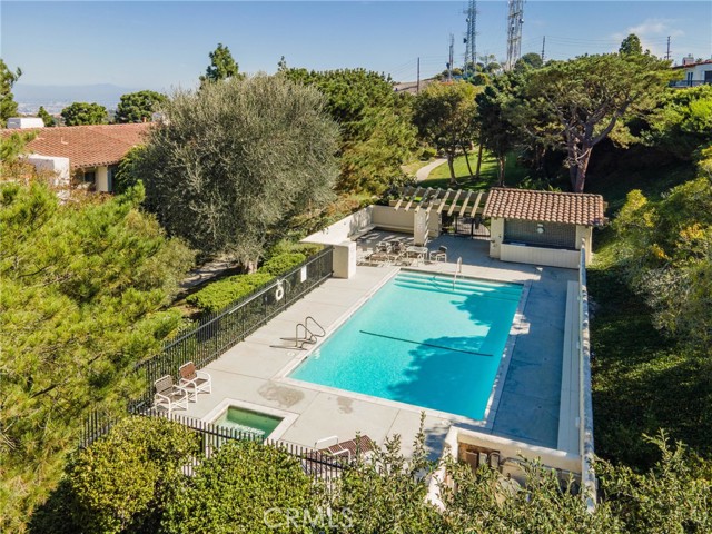 37 Aspen Way, Rolling Hills Estates, California 90274, 2 Bedrooms Bedrooms, ,2 BathroomsBathrooms,Residential,Sold,Aspen,PV23025170