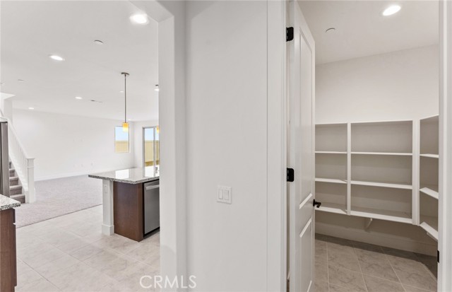 Detail Gallery Image 17 of 36 For 4083 Madonna Cir, Lake Elsinore,  CA 92530 - 6 Beds | 5 Baths