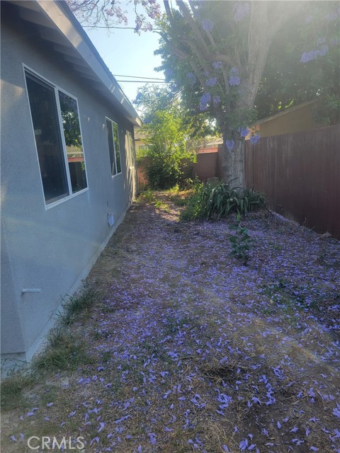 545 B S Grove Avenue, Anaheim CA: https://media.crmls.org/medias/a15290f2-695d-4355-abe2-a9ea49f3c940.jpg