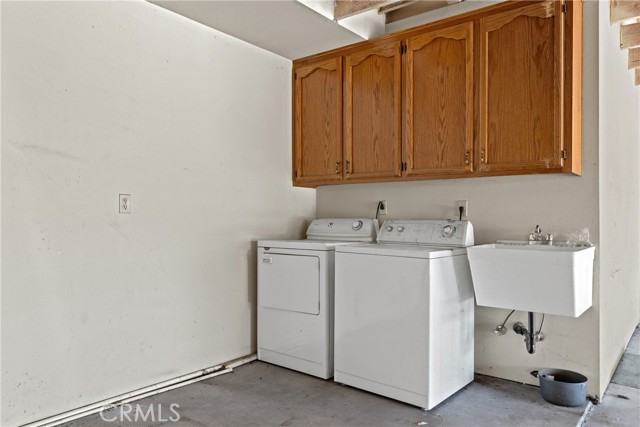 Image 37 of 51 For 26555 Lore Heights Court