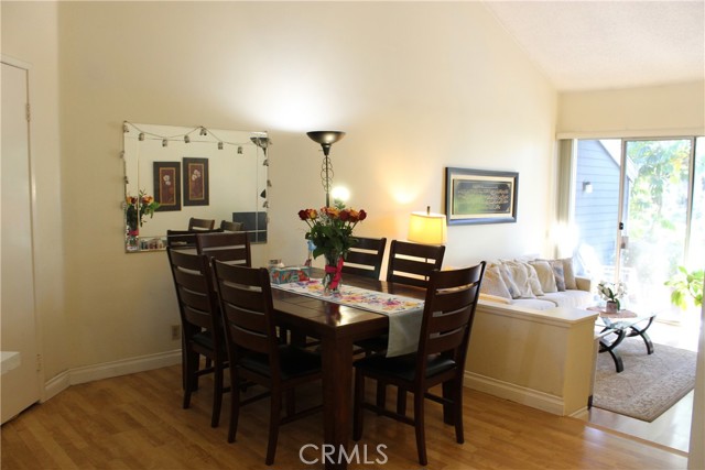 Detail Gallery Image 4 of 21 For 25613 Pine Creek, Wilmington,  CA 90744 - 2 Beds | 1 Baths