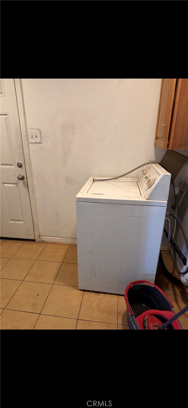 Detail Gallery Image 3 of 5 For 210 W Lugonia, Redlands,  CA 92374 - 3 Beds | 1 Baths