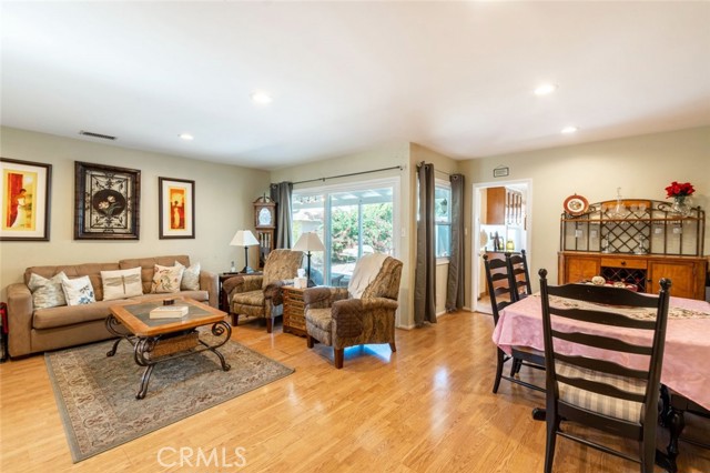 8237 Hillrose Street photo 5