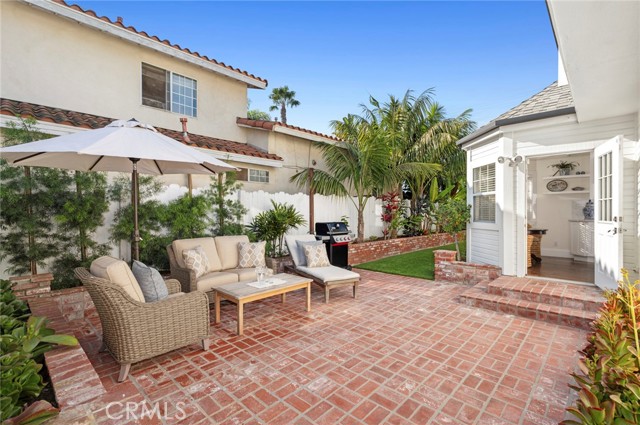 Detail Gallery Image 19 of 28 For 201 E 21st St, Costa Mesa,  CA 92627 - 3 Beds | 2/1 Baths