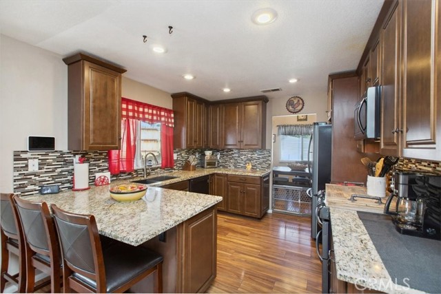 Detail Gallery Image 21 of 65 For 12427 Stardell Ln, Yucaipa,  CA 92399 - 4 Beds | 2/1 Baths