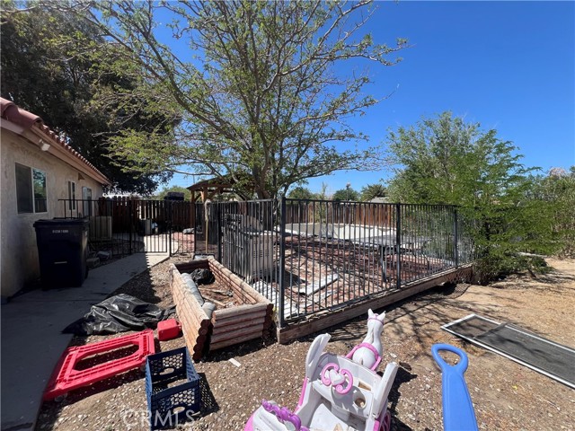 Detail Gallery Image 9 of 18 For 9069 E Avenue R14, Littlerock,  CA 93543 - 4 Beds | 2 Baths