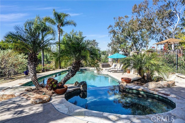 10345 McBroom Street, Sunland CA: https://media.crmls.org/medias/a157c288-bcbd-420a-9eb1-446f96447bce.jpg