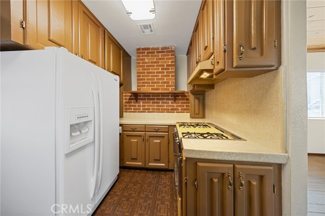 Detail Gallery Image 13 of 44 For 3063 N E St, San Bernardino,  CA 92405 - 2 Beds | 2 Baths