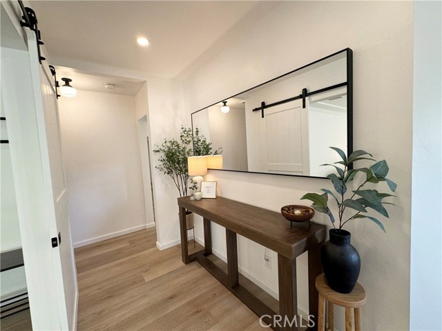 813 W Beach Avenue, Inglewood CA: https://media.crmls.org/medias/a1590d8a-2dc0-4faf-a44e-d47f7c095370.jpg