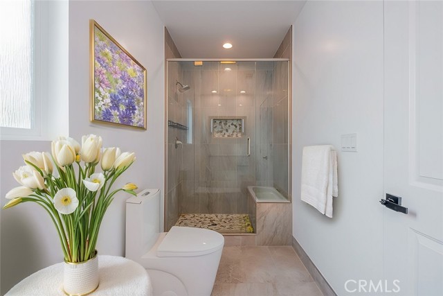 Detail Gallery Image 14 of 19 For 15401 Archwood St, Van Nuys,  CA 91406 - 3 Beds | 2 Baths