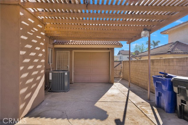 Detail Gallery Image 36 of 39 For 7656 Evergreen Ln, Fontana,  CA 92336 - 4 Beds | 2/1 Baths