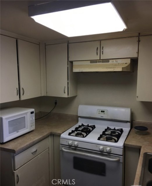 7826 Laurel Canyon Boulevard #17, North Hollywood, CA, 91605 7826 Laurel Canyon Boulevard #17, North Hollywood, CA, 91605