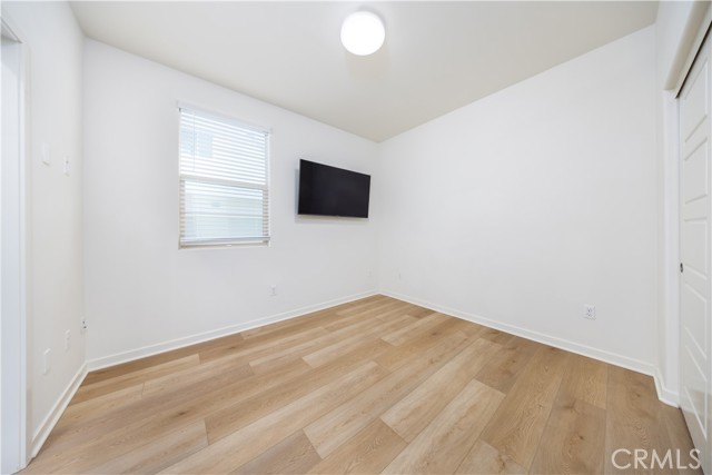 Detail Gallery Image 3 of 30 For 222 Harringay, Irvine,  CA 92618 - 3 Beds | 3/1 Baths