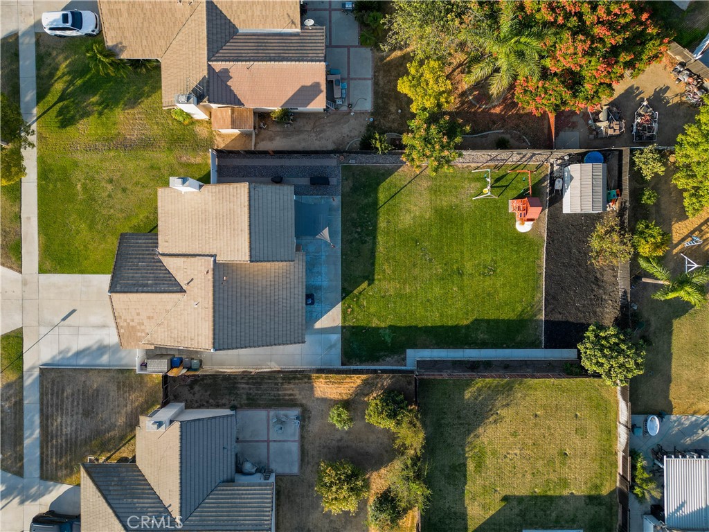 https://media.crmls.org/medias/a15cb6ab-eb09-441e-b637-692d3638f283.jpg?preset=X-Large