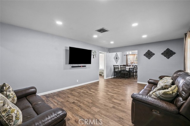Detail Gallery Image 25 of 42 For 506 E Lingard St, Lancaster,  CA 93535 - 4 Beds | 2 Baths