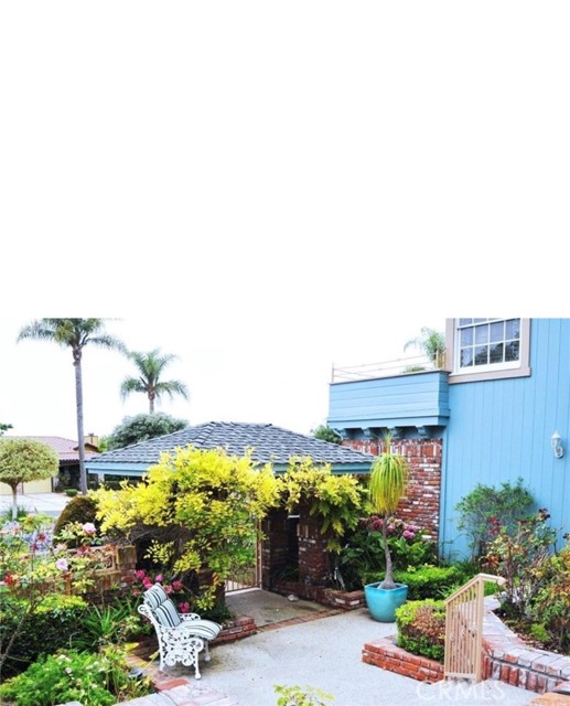 30120 Avenida Celestial, Rancho Palos Verdes CA: https://media.crmls.org/medias/a15e8508-00d9-4add-a1eb-13aa9ce6f1ac.jpg