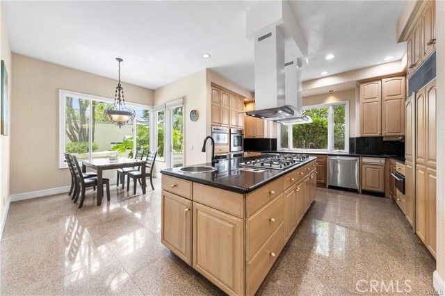 Detail Gallery Image 30 of 73 For 779 Coral Tree, Upland,  CA 91784 - 6 Beds | 5/2 Baths